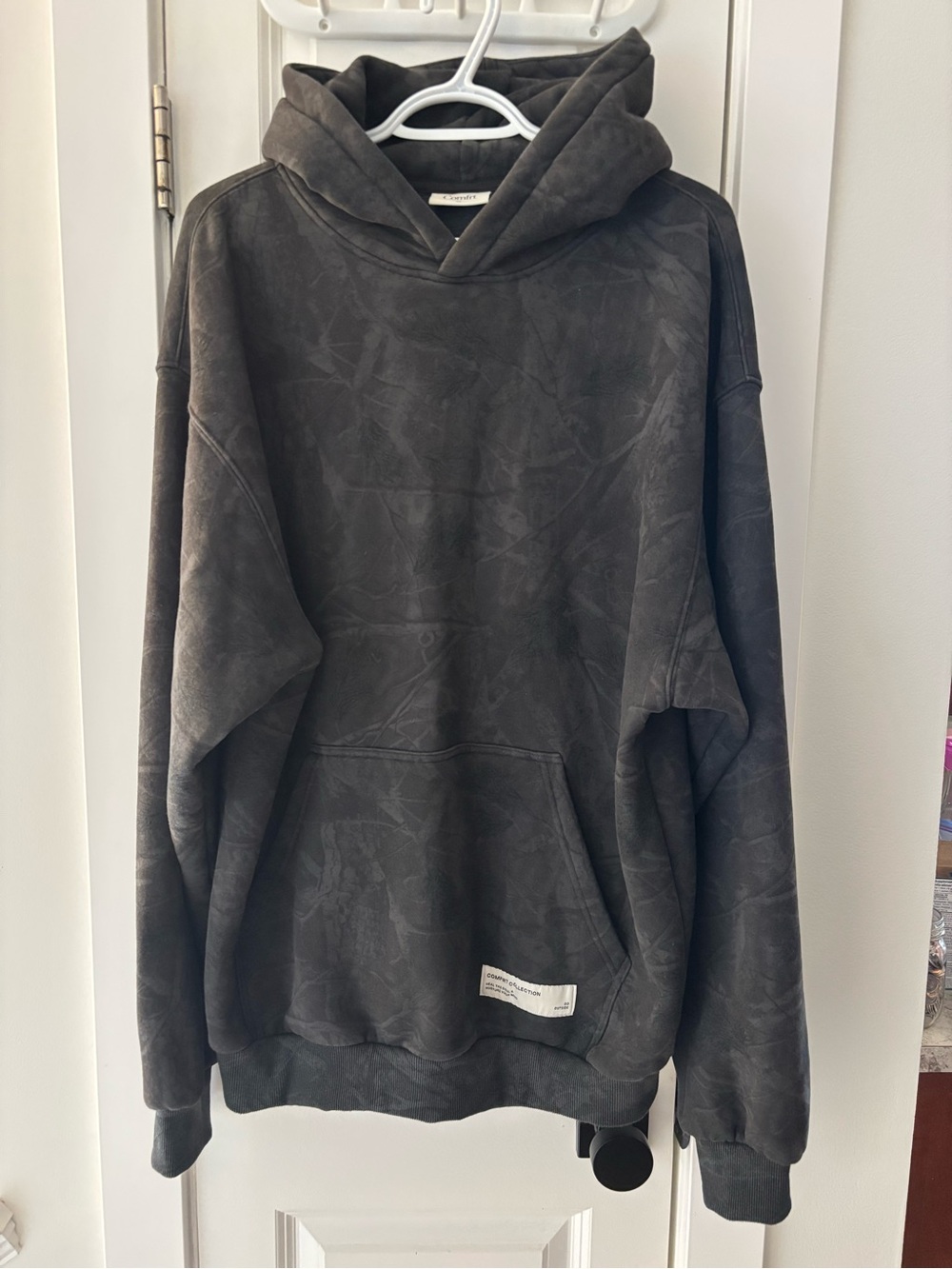 Comfrt pullover Hoodie oversized unisex size medium